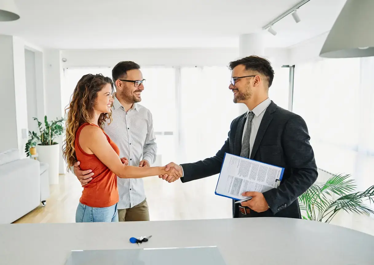 Flexible Leasing & Easy Renewals: Hassle-Free Property Mgmt